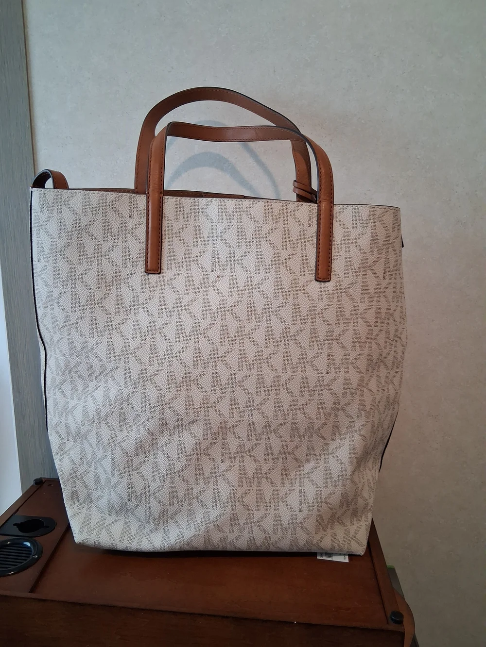 Michael Kors Beige Logo Tote Bag with Brown Trim With ATTACHED WALLET - Picture 7 of 8